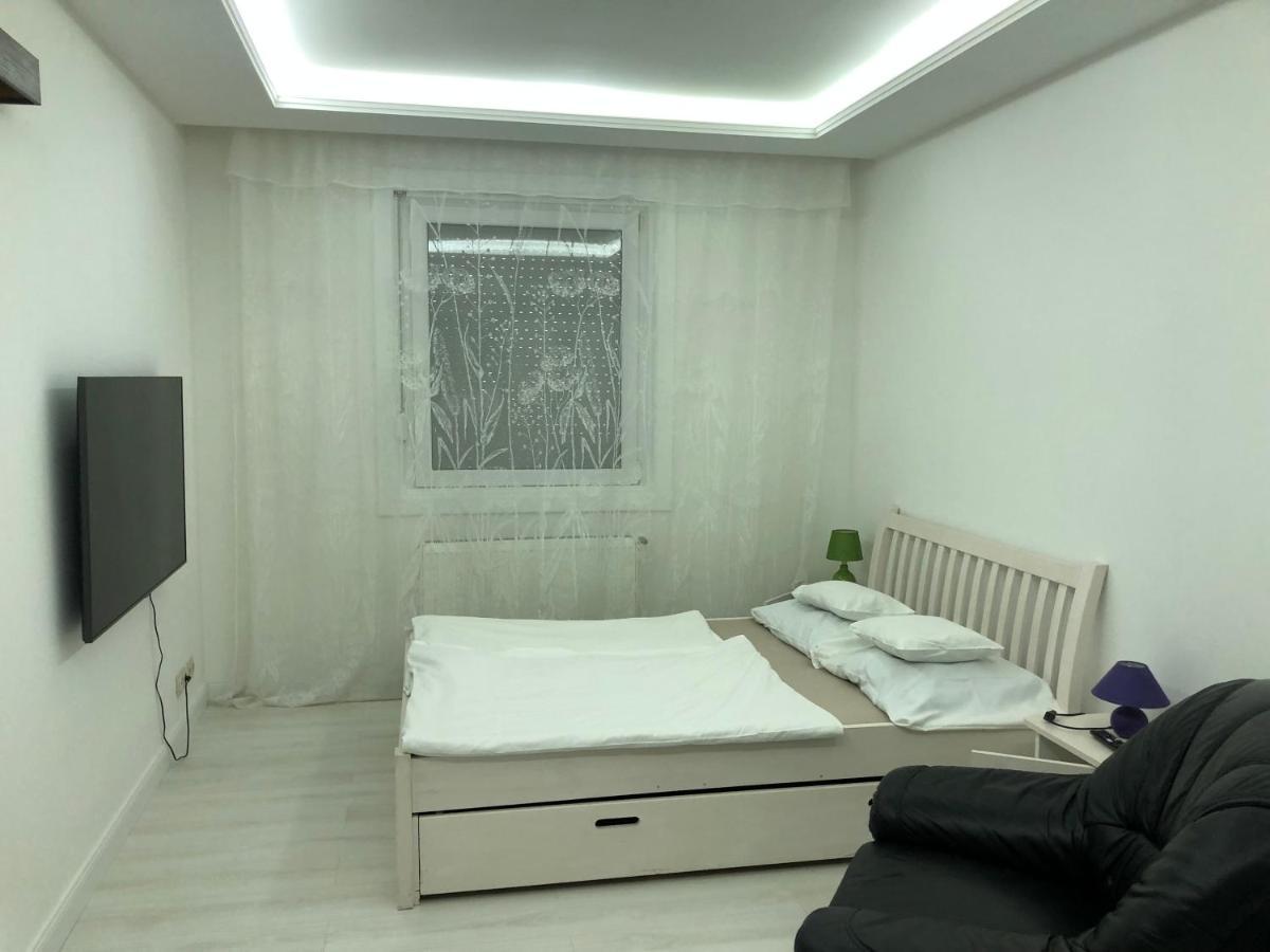 Hajdúszoboszló Bezso Apartman מראה חיצוני תמונה